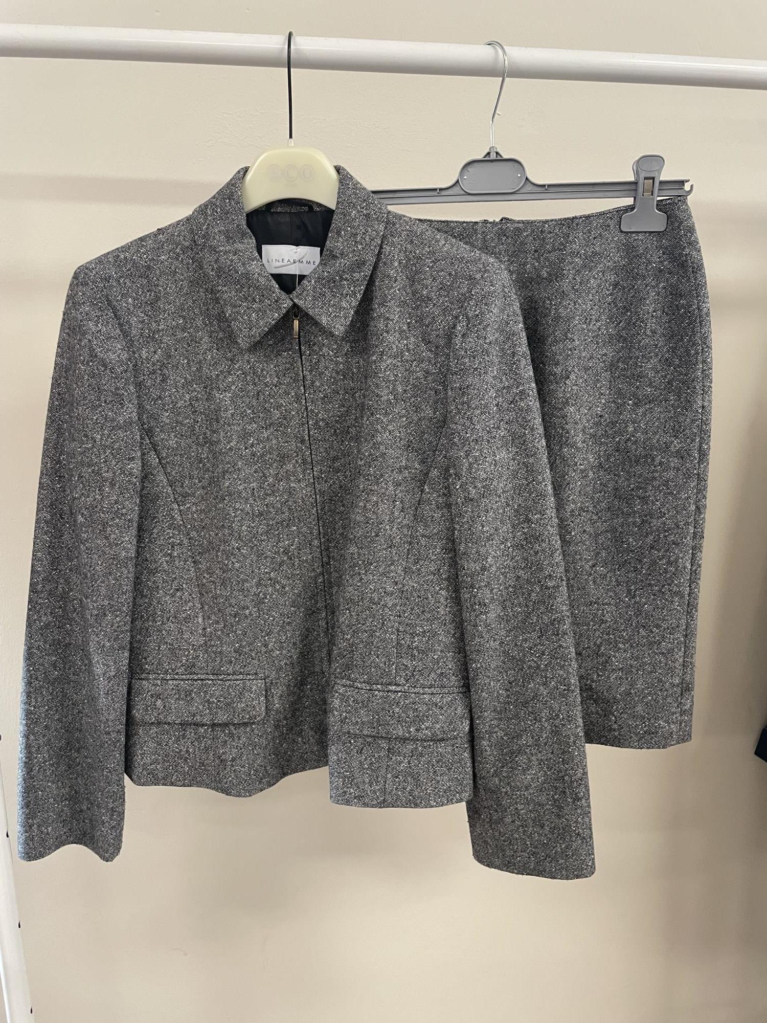 completo in lana gonna+giacca grigio e bianco tg. 40 Marella