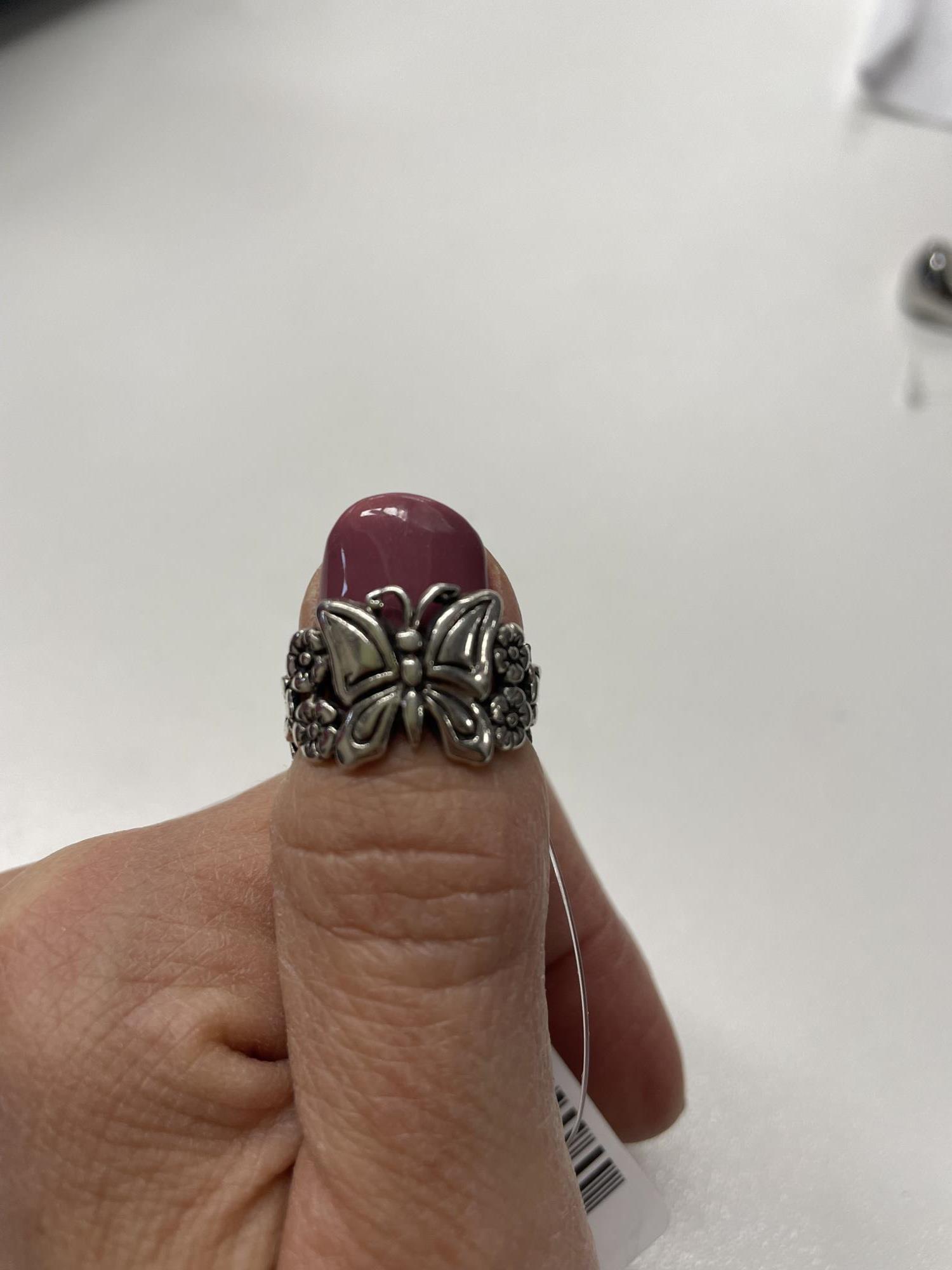 anello argento con farfalla e fiorellini