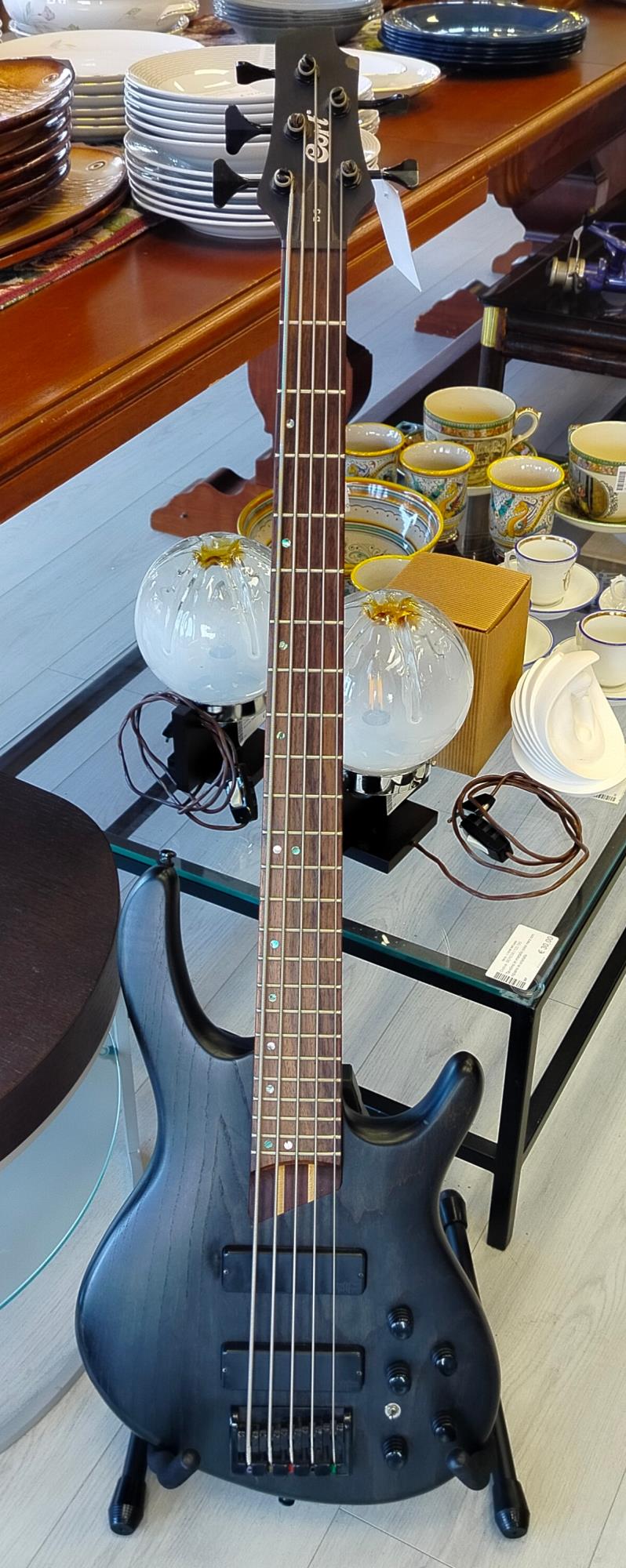 Basso Cort B5 con accessori