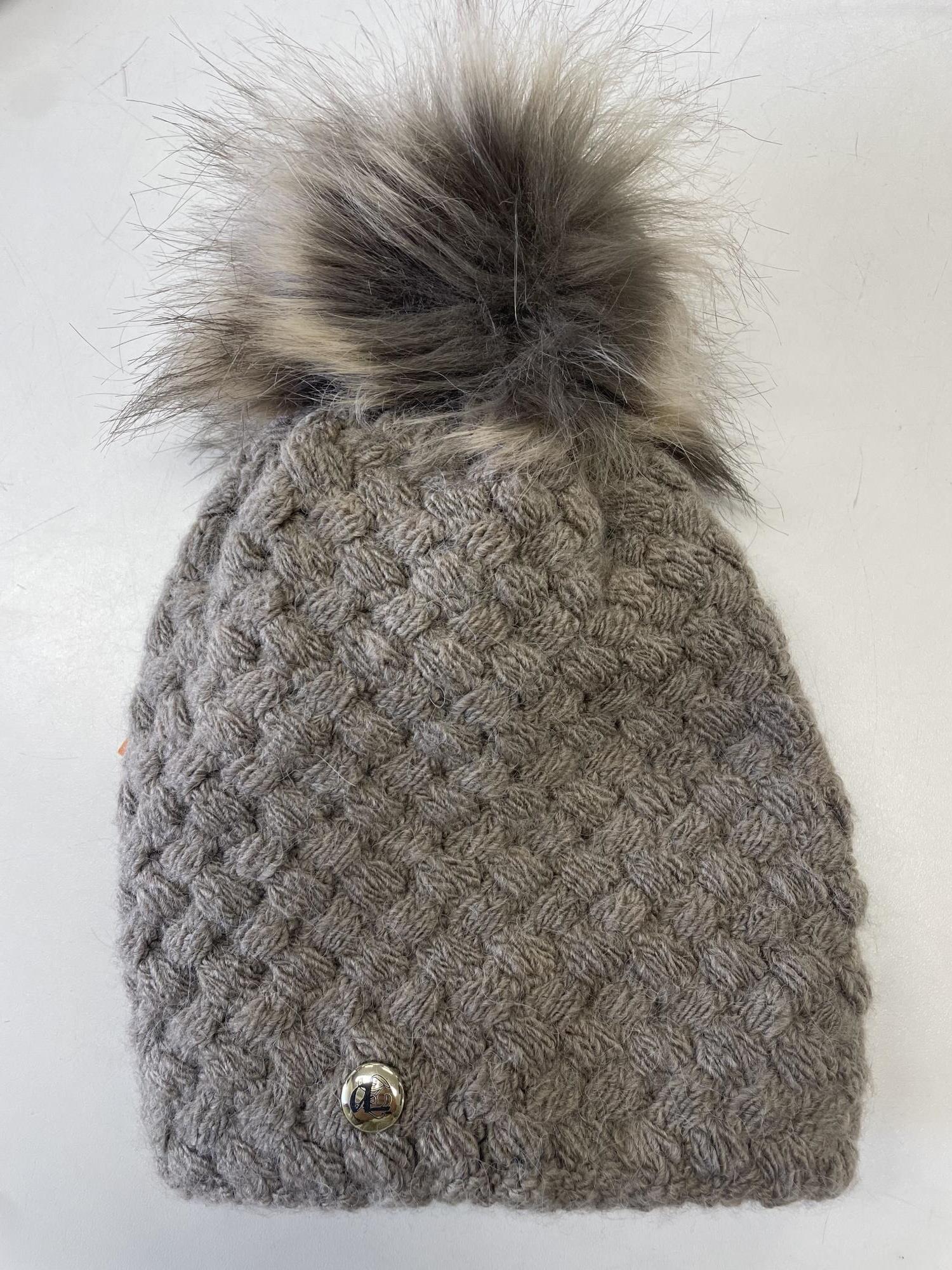 berretto beige con pon pon pelo Achti