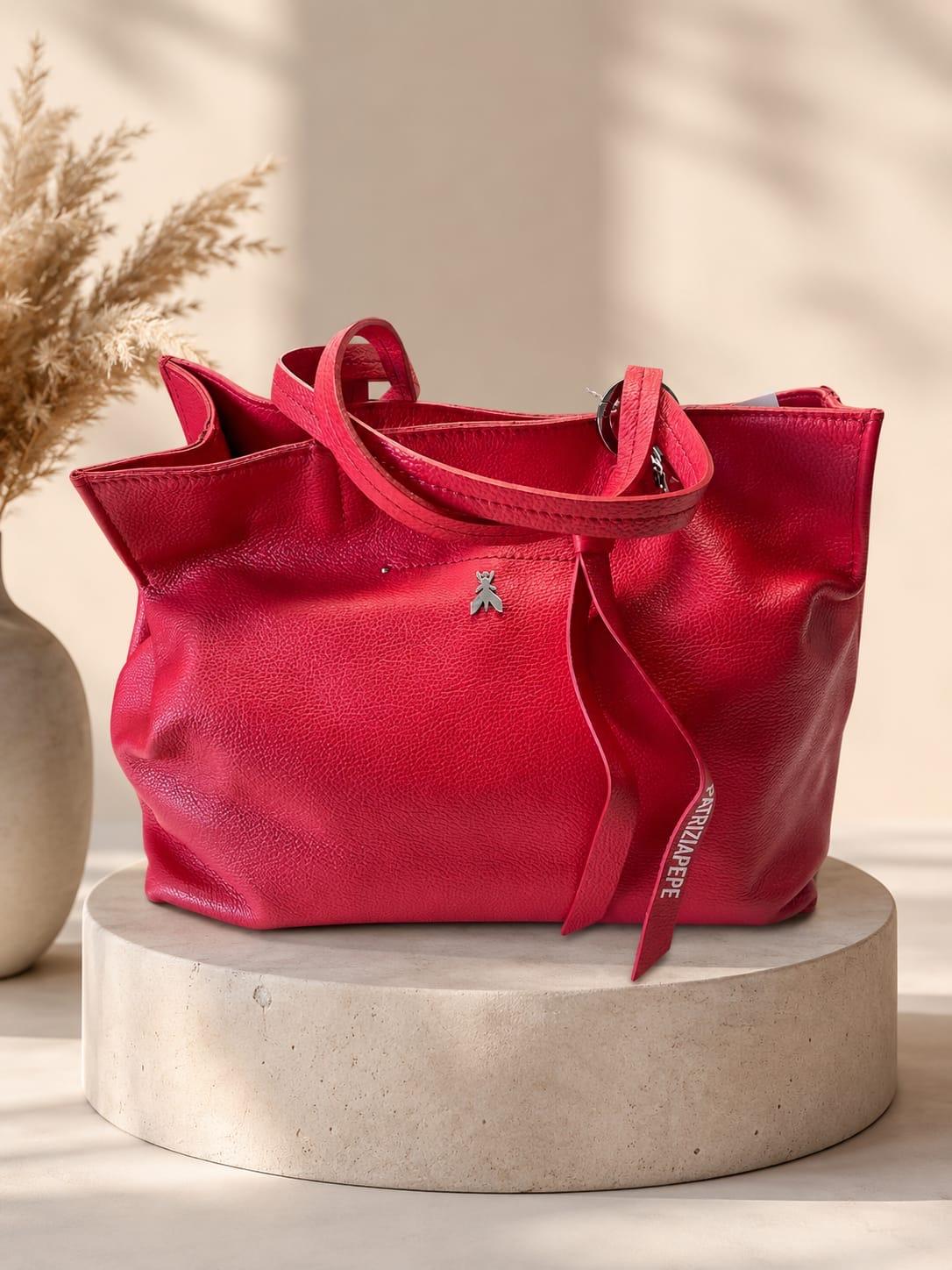borsa rossa in pelle con due manici Patrizia Pepe