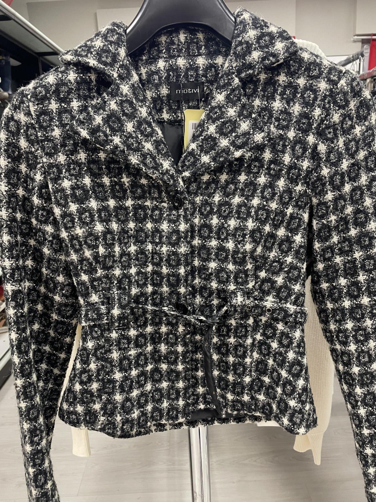 giacchina nera quadri bianchi e grigi tg. 40 Motivi