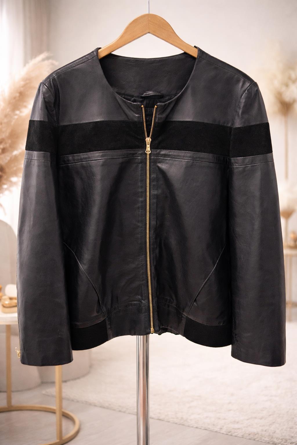 giubbino nero pelle con inserto scamosciato e cerniere dorate tg. 50 Conbipel