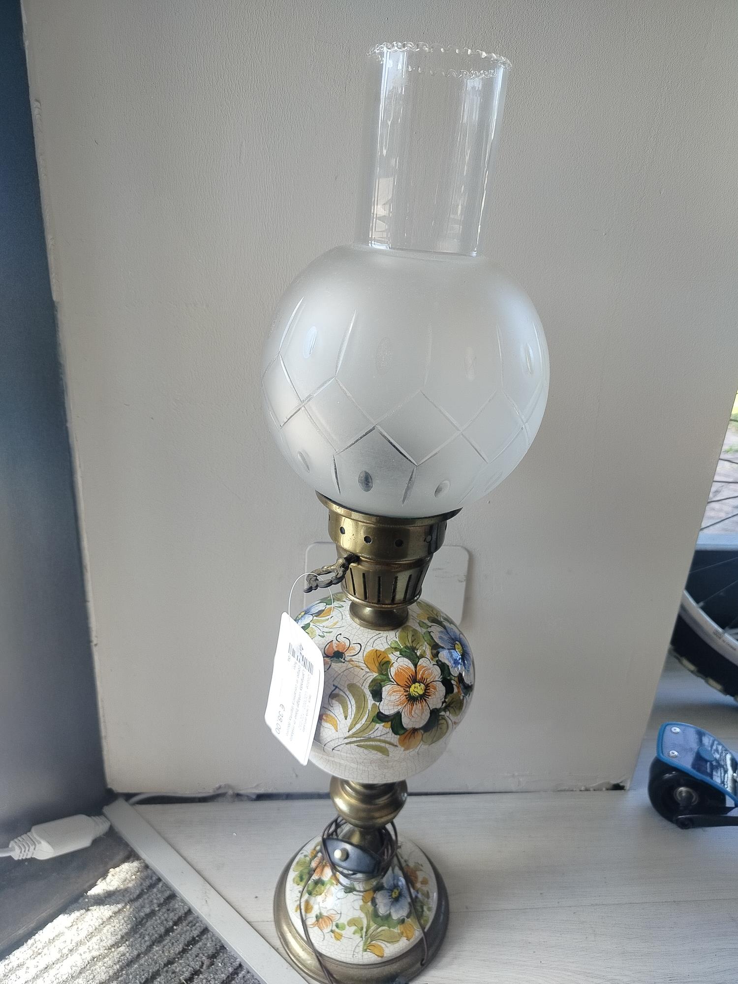 Lampada vintage base in metallo corpo in ceramica dipinta decoro fiori