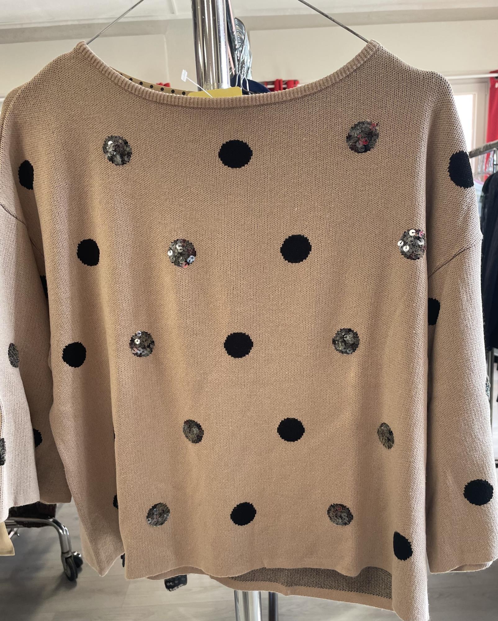 maglia beige con pois neri e paiettati tg. M Iblues