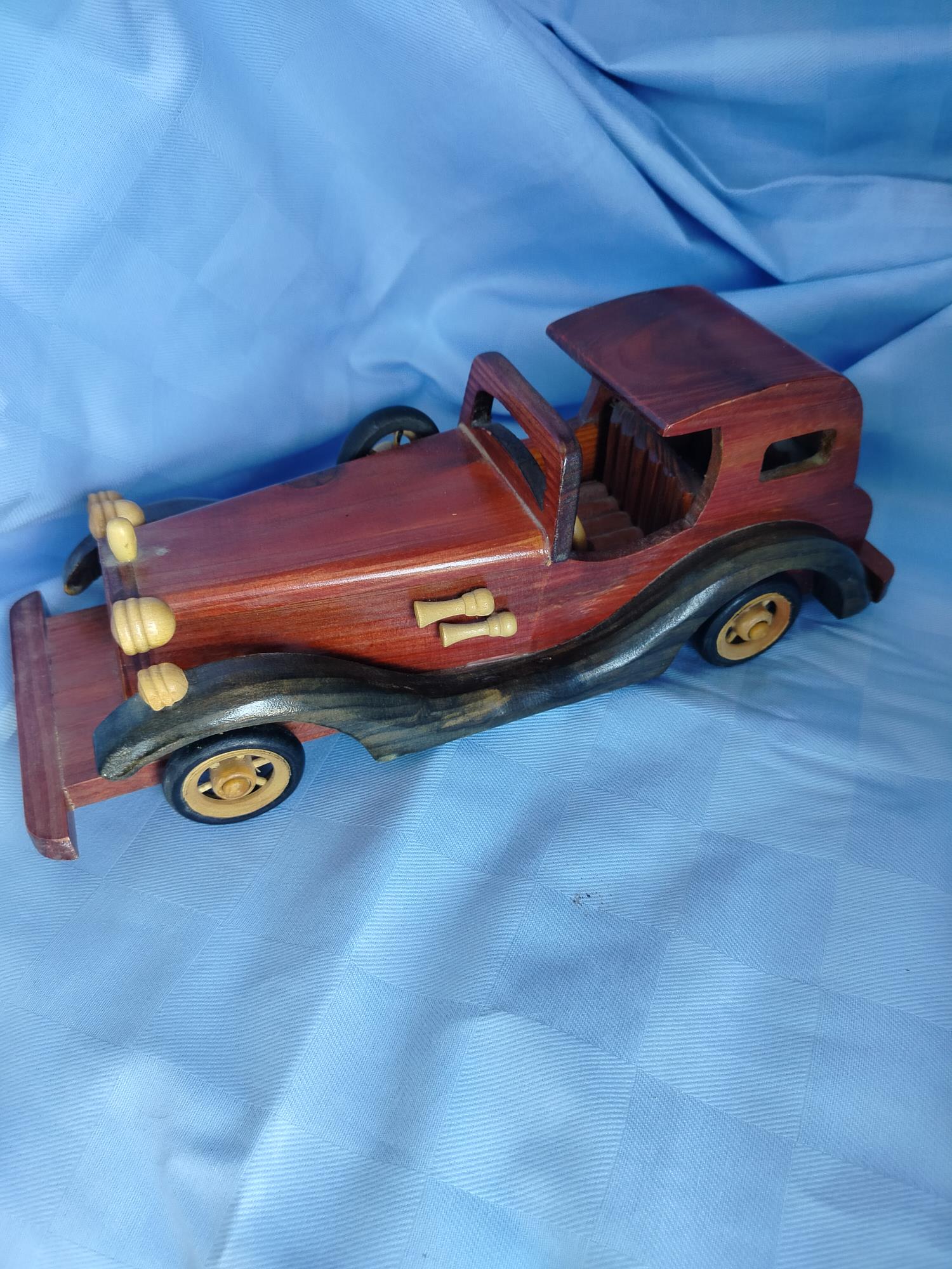 Modellino vintage macchina di legno