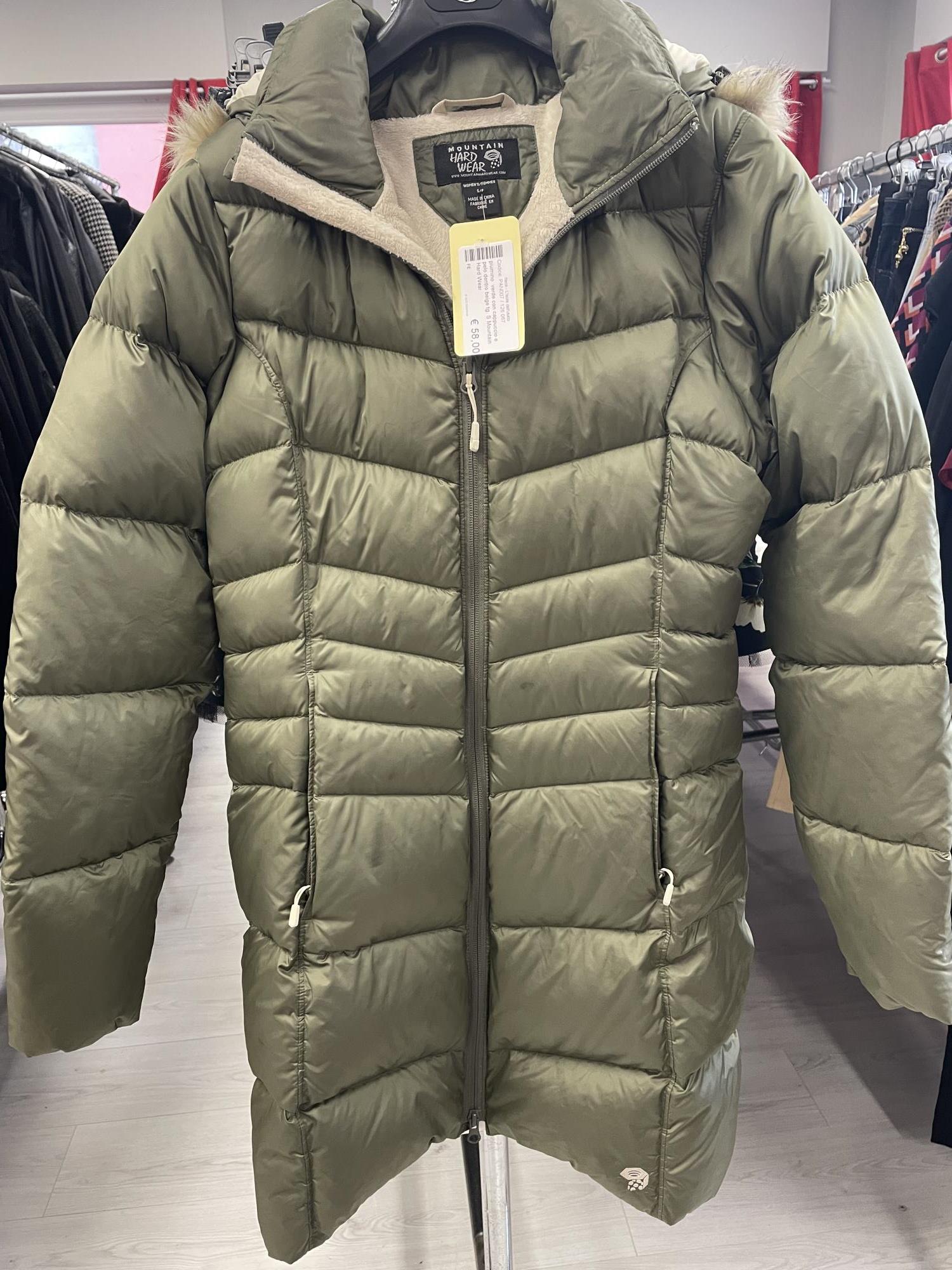 piumino  verde con cappuccio e pelo dentro beige tg. S Mountain Hard Wear