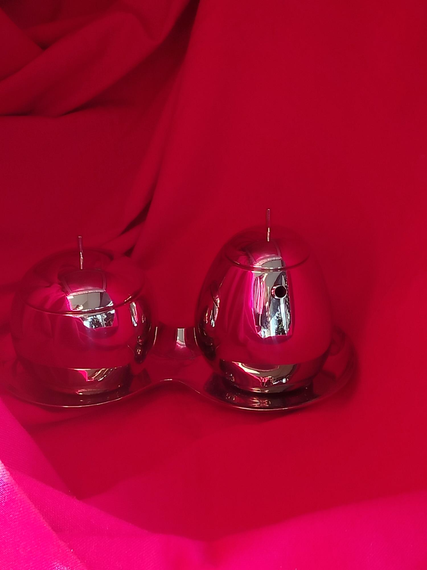 Vassoietto con lattiera e zuccherriera acciaio Alessi